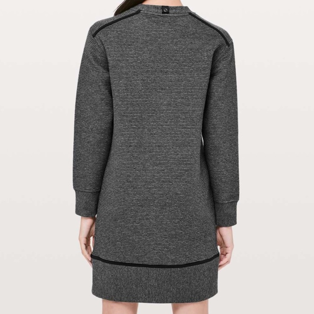 Lululemon On Repeat Dress - Picture 3 of 9